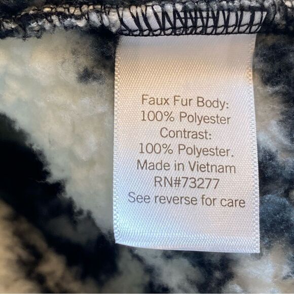 SO Black and White Swirl Design Fleecy1/4 Zip Pullover Size Medium - Picture 4 of 11